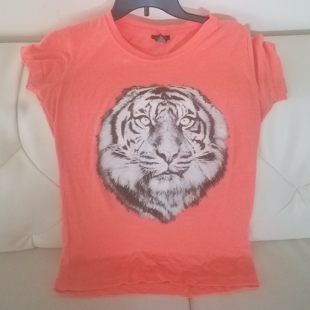 Designed printed Tee-shirt